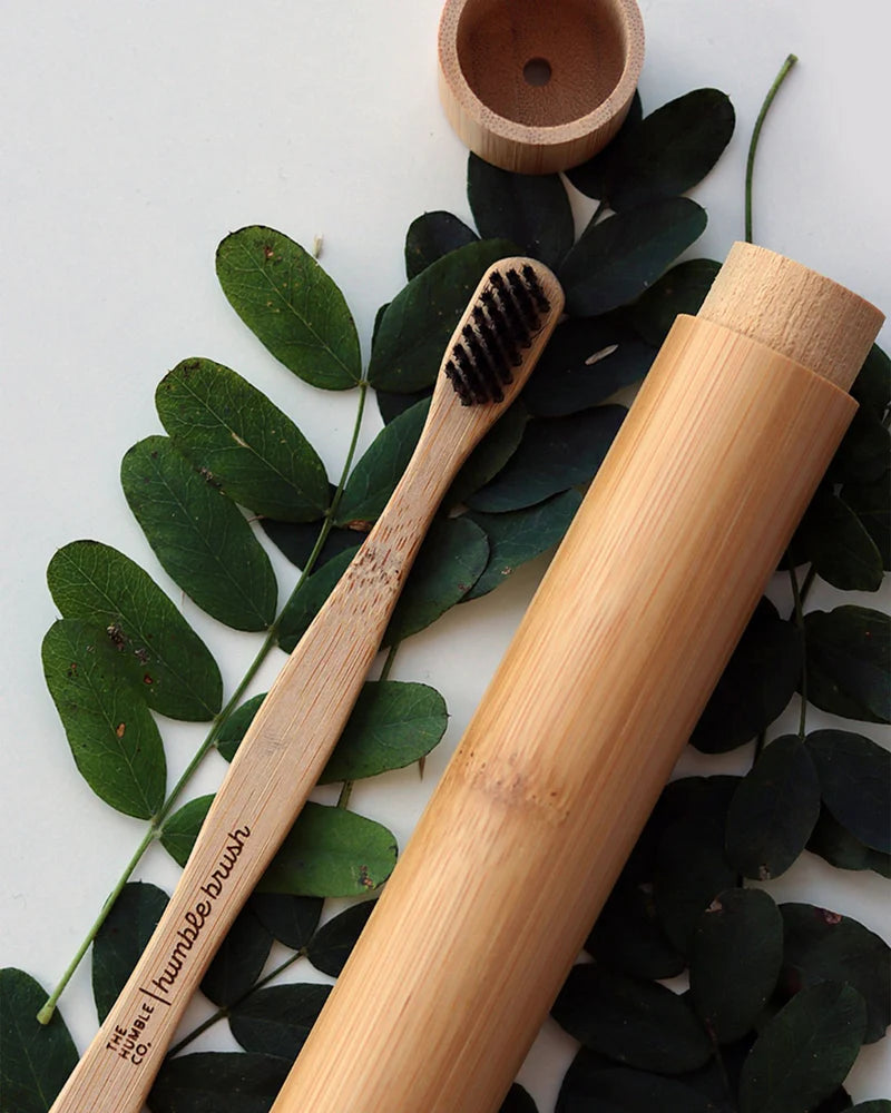 Estuche de Bambú Para Cepillo de Dientes - The Humble Co